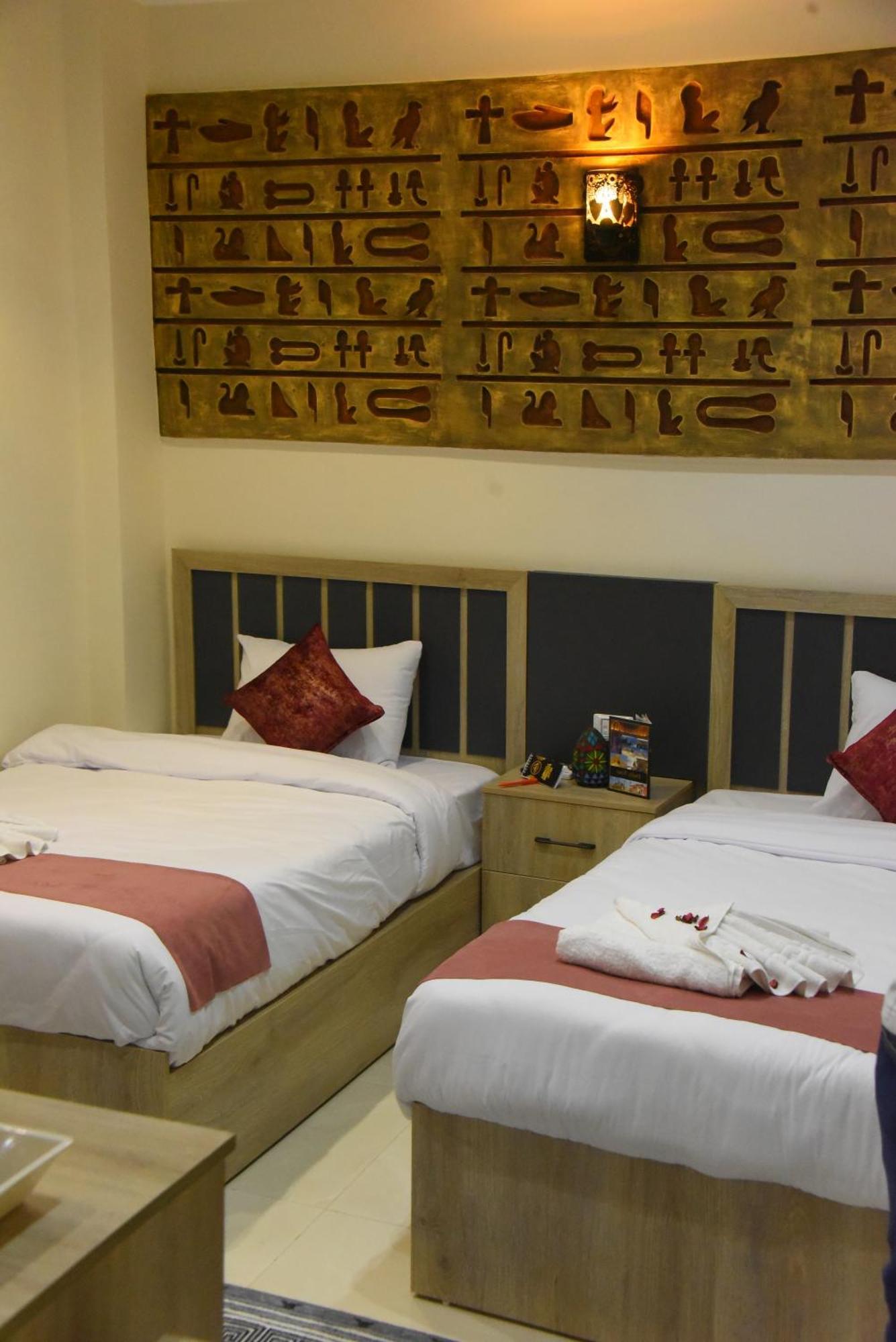 Locanda Pyramids Hotel Kafret el-Gabal Exteriör bild