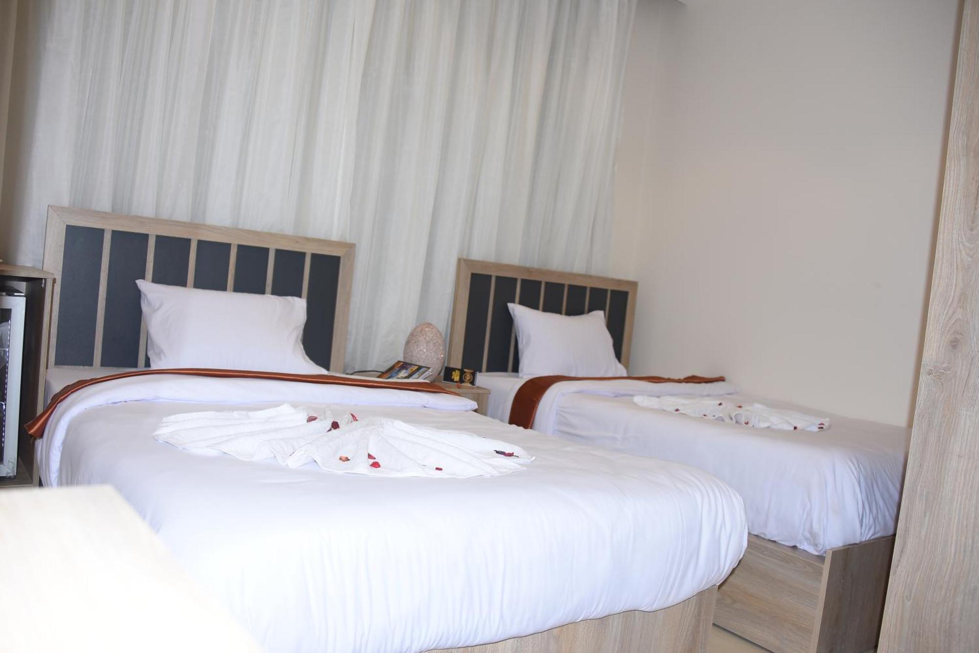 Locanda Pyramids Hotel Kafret el-Gabal Exteriör bild